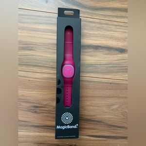 Disney Magic Band plus. Never opened or activated